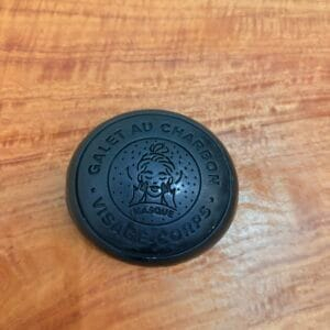 img_3445-2 Masque visage et corps charbon au lait d’ânesse