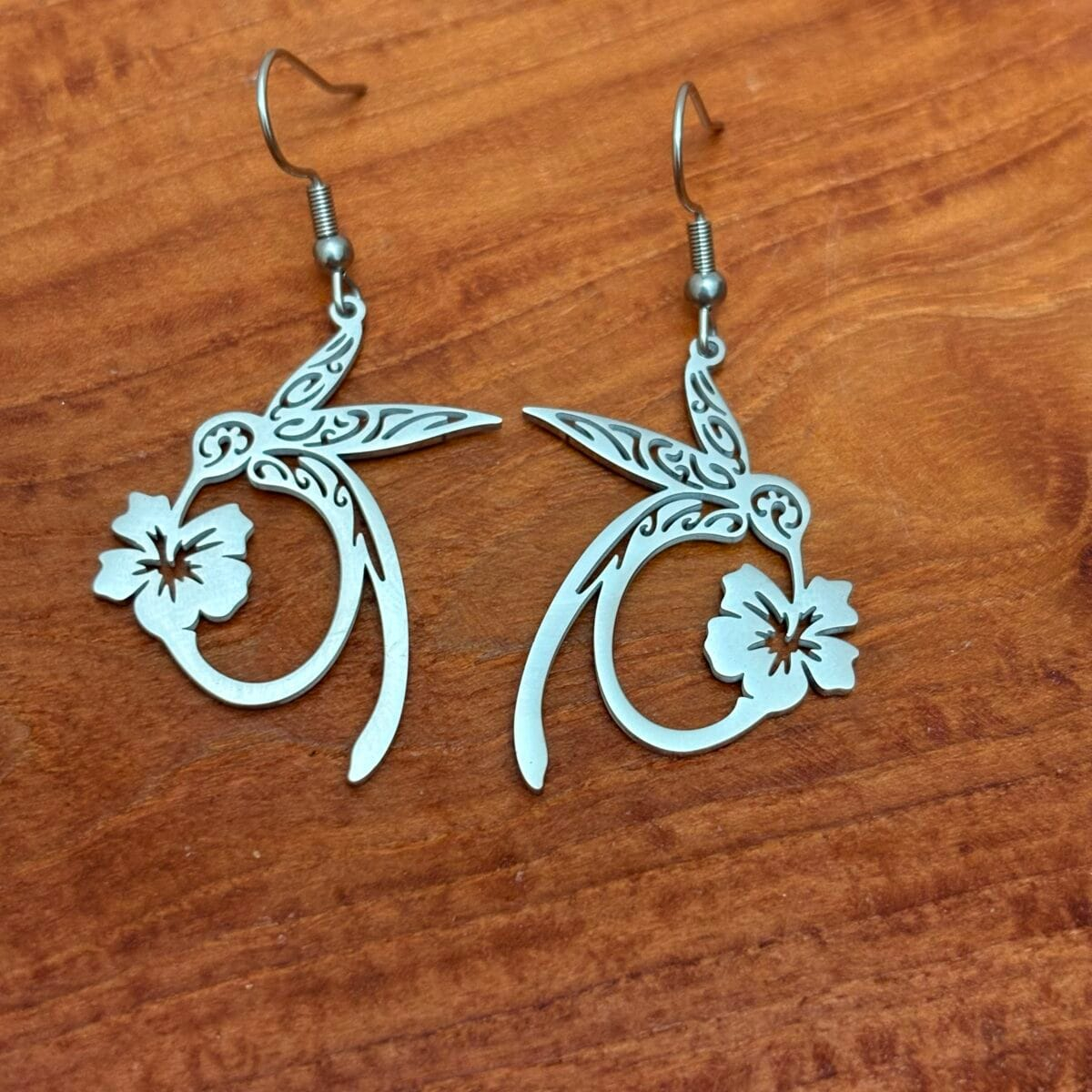 img_4070-3 Boucle d’oreille colibri argentée