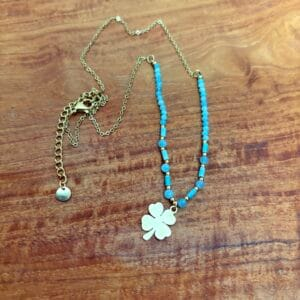 Collier trèfle d’espoir