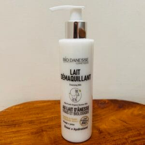 img_4145-3 Lait démaquillant au lait d’ânesse