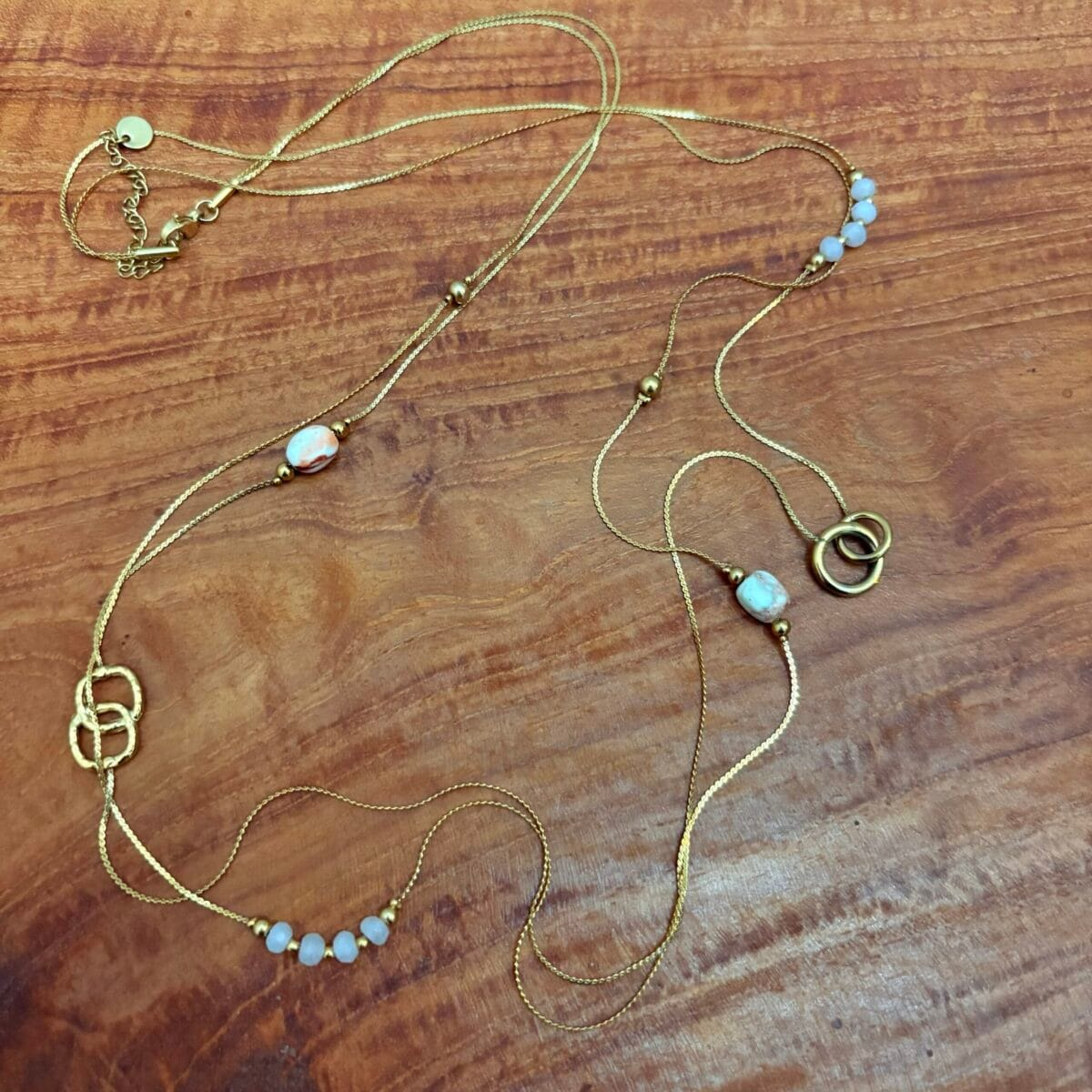 Sautoir lune et racine