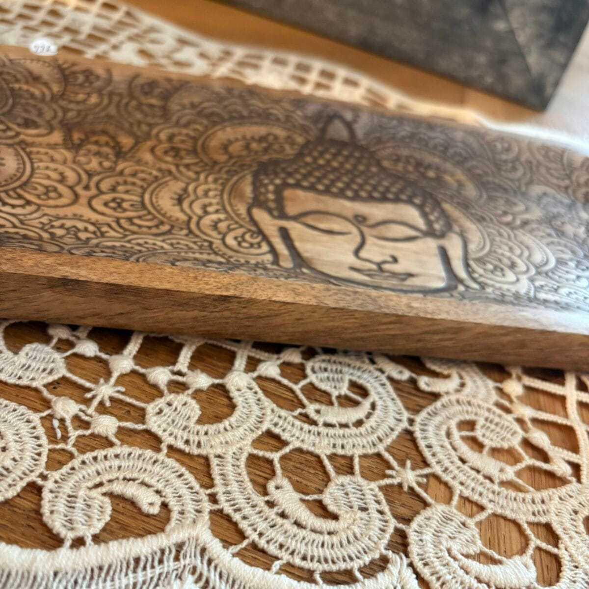 img_4519-2 Plateau noir « esprit bouddha »