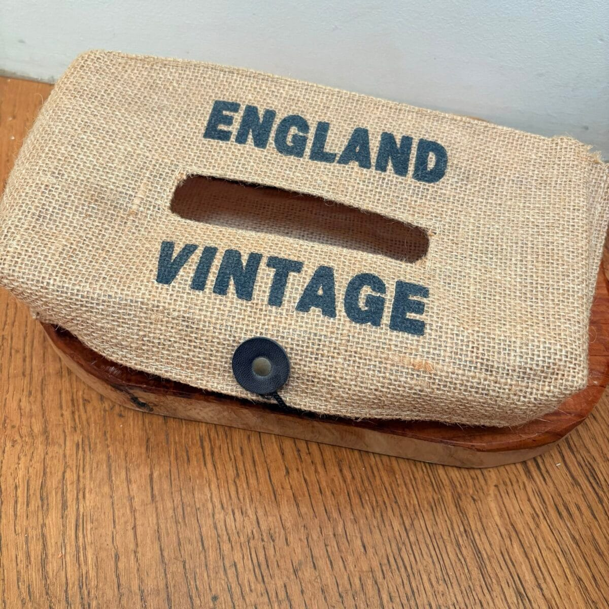 img_8334 Boîte à mouchoir en jute