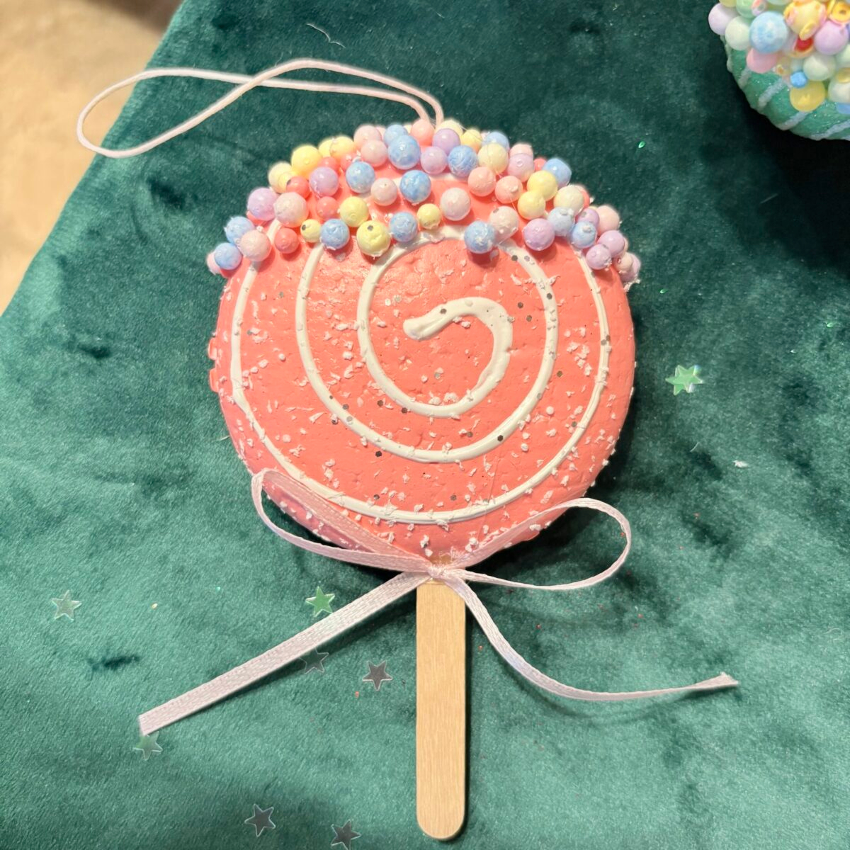 Sucette à suspendre - rose foncé